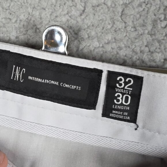 INC International Concepts Pants Mens Size 32x30 Silver London Regular Fit NWT - Picture 10 of 11